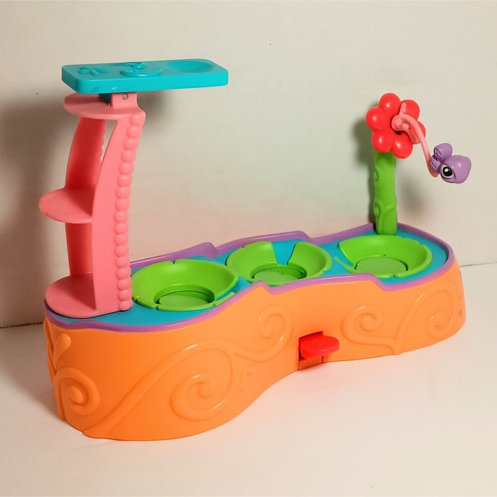 Littlest Pet Shop 2005 HASBRO Leaping Lily Pads Diving Board Playset Part #63591